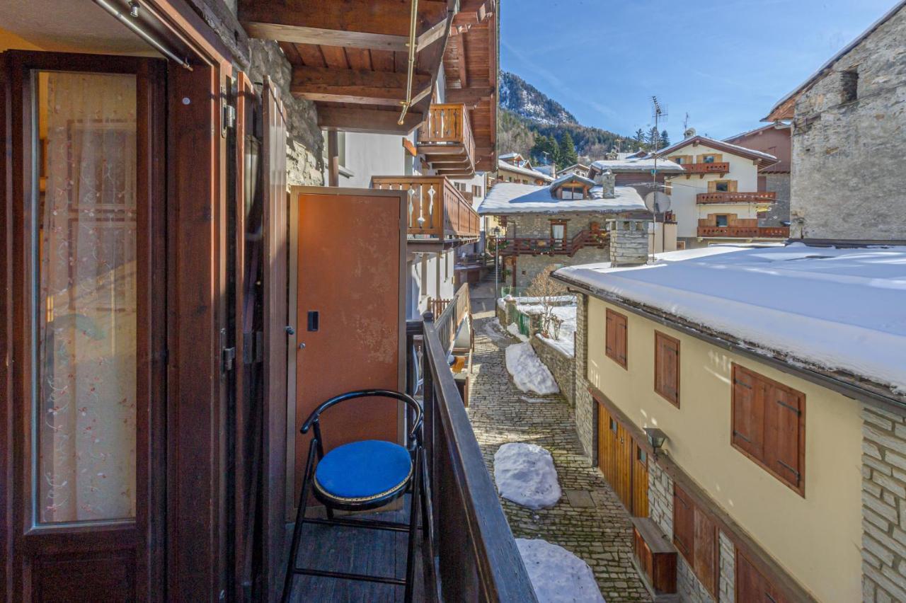 Appartamento Claire - Relax Con Splendida Vista - Cour 0081 Courmayeur Bagian luar foto